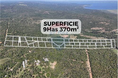 Venta - Paraguay Cordillera Terreno con vista al lago en San Bernardino