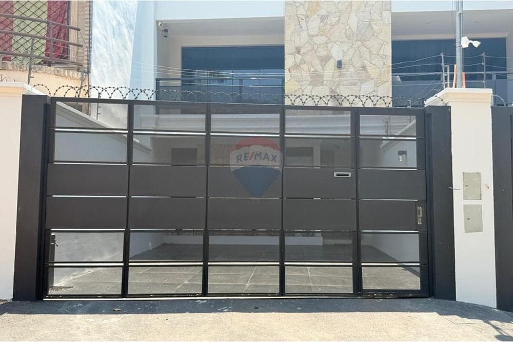 Amplio duplex en venta
