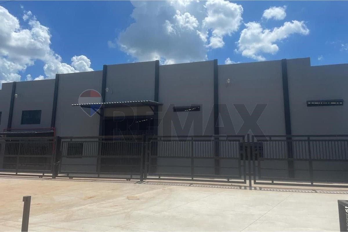 ¡Excepcional Depósito en Alquiler en Ytororó!