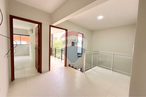 Venta Duplex - Lambare