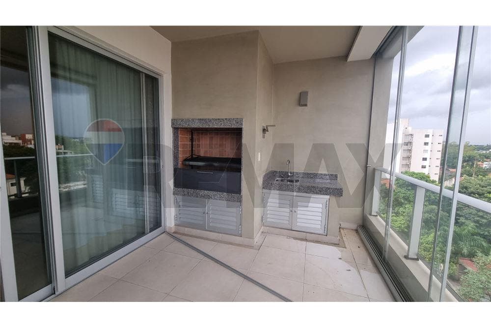 Vendo departamento 4 dormitorios