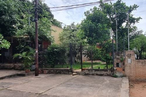 Vendo casa en asuncion barrio Las Mercedes