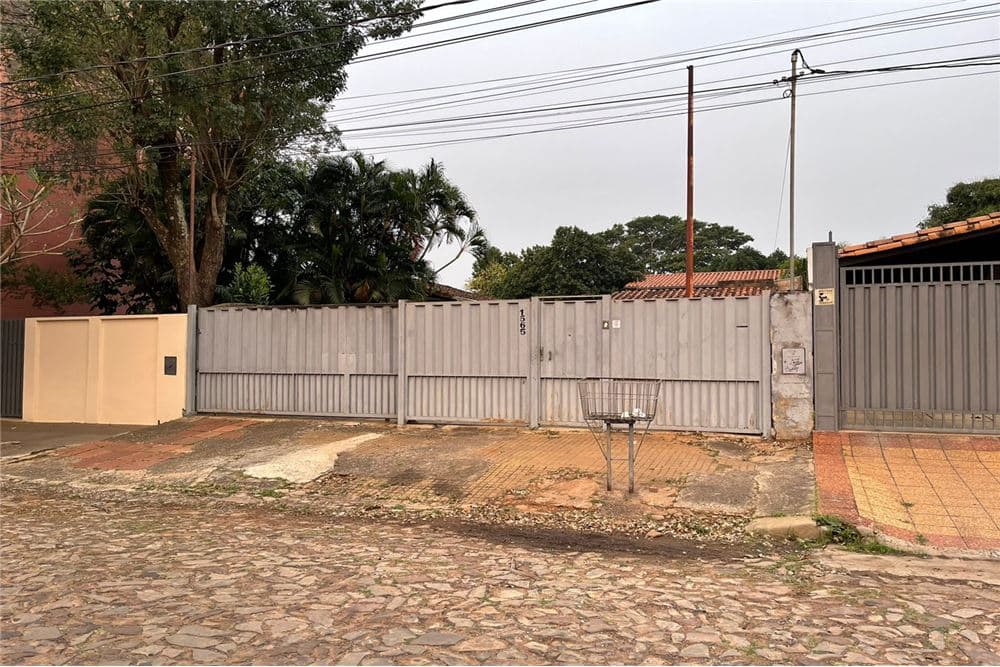 Alquilo oficina zona eusebio ayala