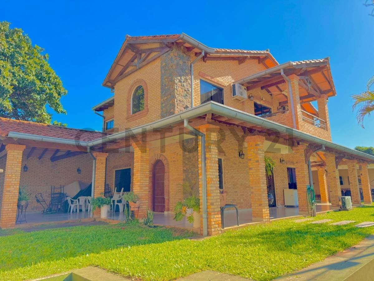 Vendo Casa En Villa Elisa Av. Defensores Del Chaco , Villa Elisa, Central