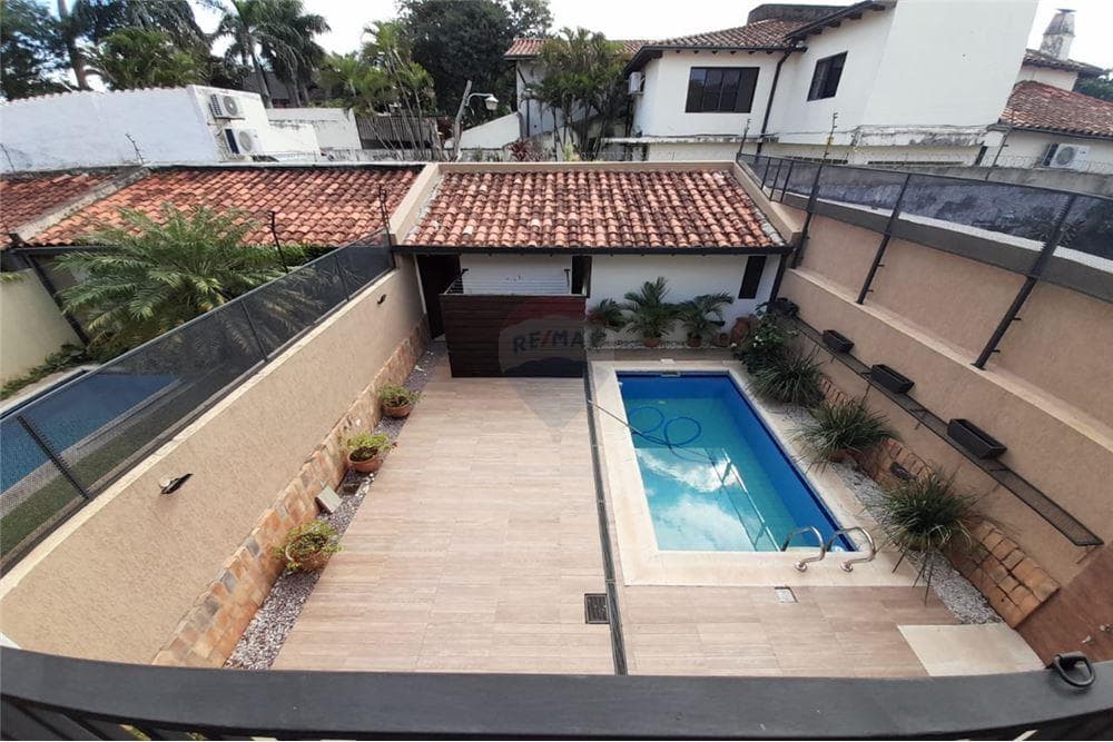 Endo duplex en barrio Herrera