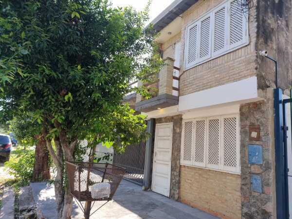 Vendo casa de 3 dormitorios – Lambaré, barrio mbachio