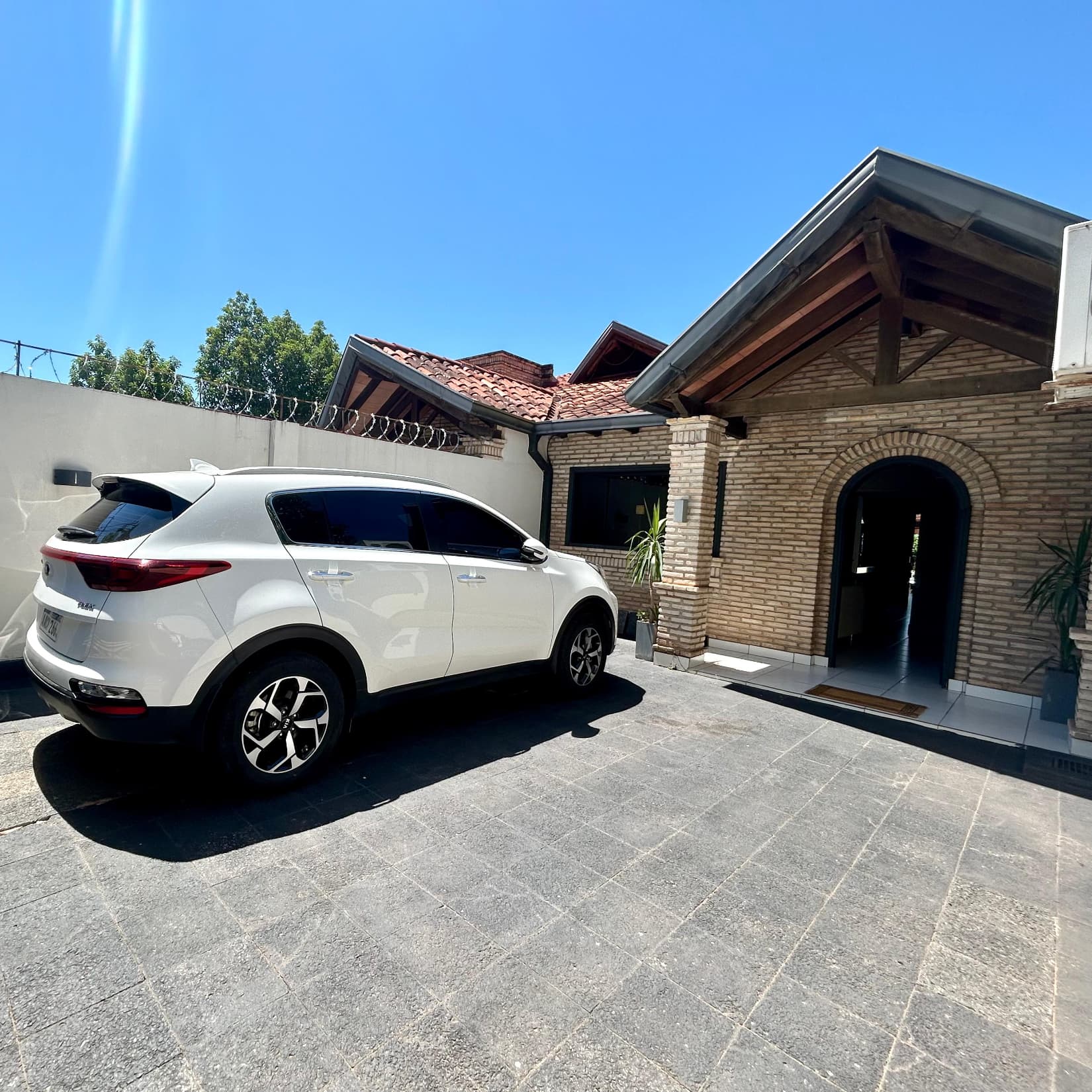 Vendo hermoso duplex en lambare