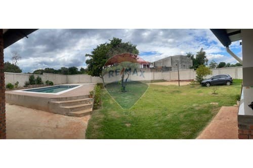 Casa en lambare - alquiler