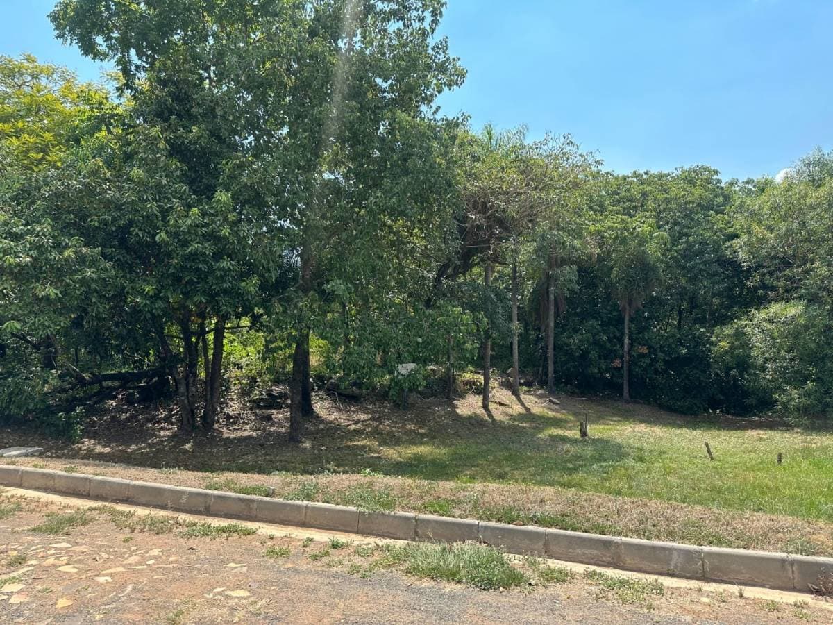 Vendo amplio terreno en sunset hills, San Bernardino