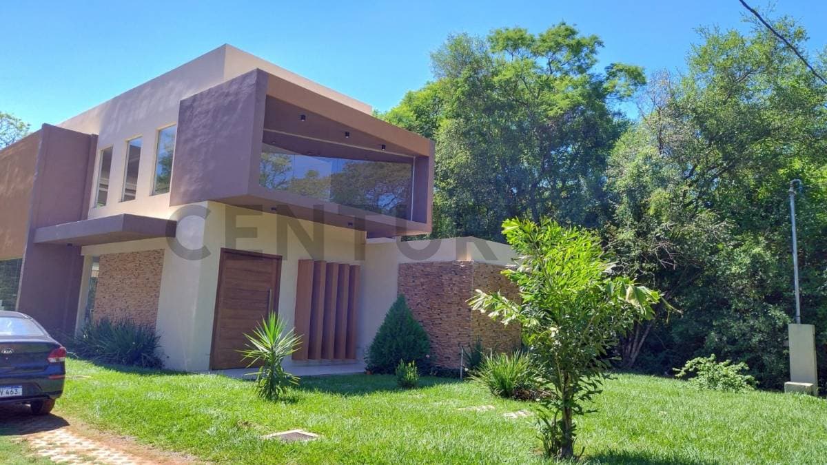 Vendo hermosa residencia en surubii zona pueblo del rio