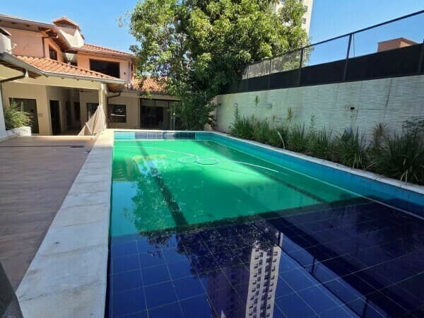 Alquilo residencia premium en Carmelitas. A 1/2 cuadra de molas lópez