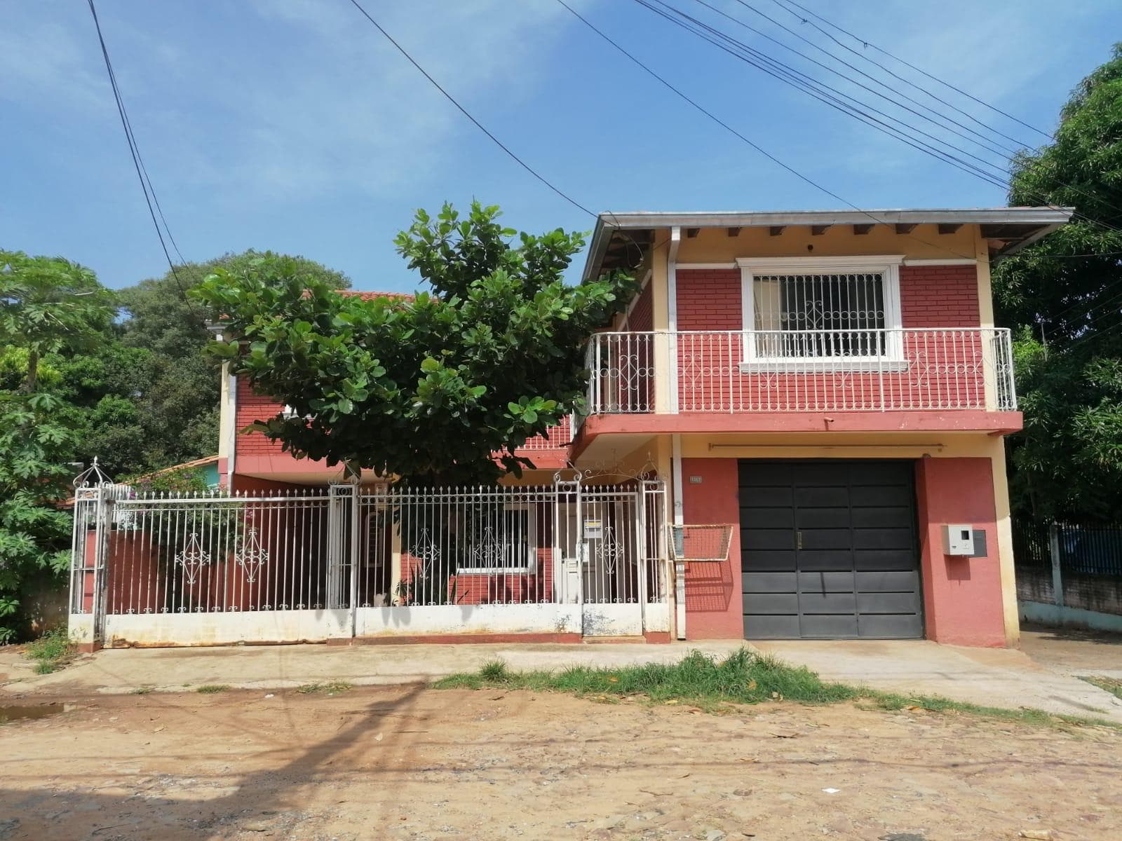 Vendo casa en Fernando de la Mora zona sur