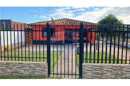 Casa En Venta En Limpio Piquetecue