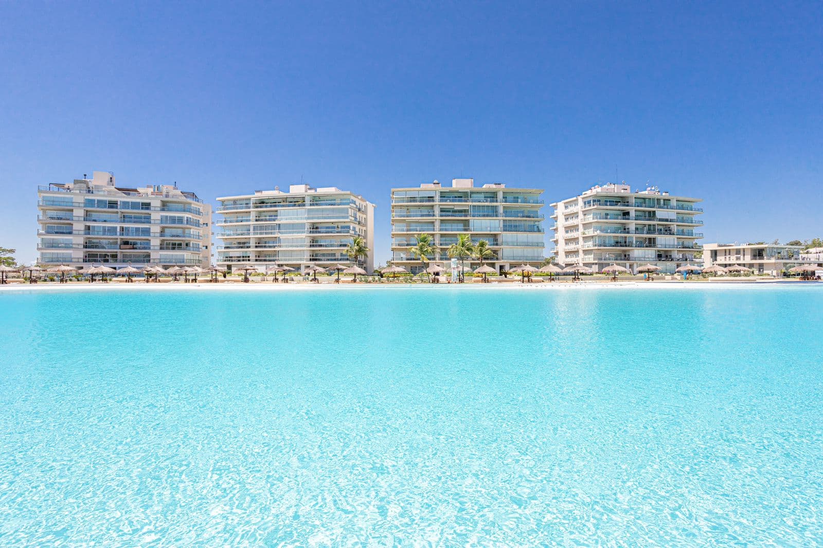 Vendo departamento a estrenar de 2 habitaciones en aqua village en bali 4
