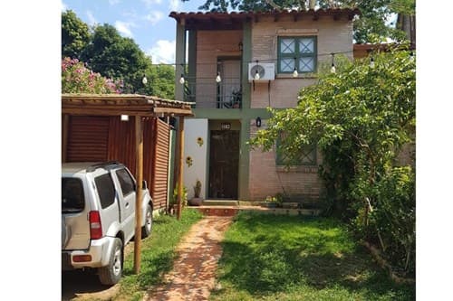 Venta de casa en lambare