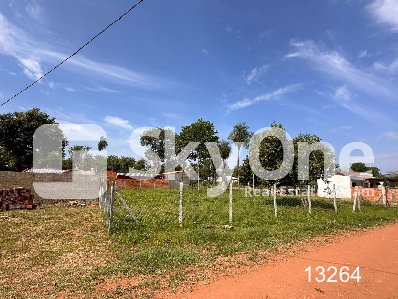 VENDO TERRENO EN AREGUA: Urbanización "Las Carmelitas