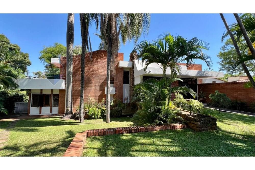 Vendo Residencia en Barrio Felicidad Lambare