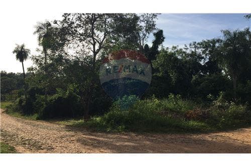 Terreno-Venta-PY Cordillera San Bernardino Curupayty esq. Padre Elizalde