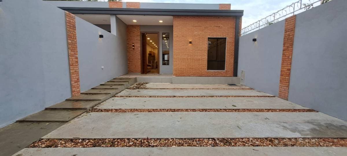 Alquilo duplex a extrenar en lambare