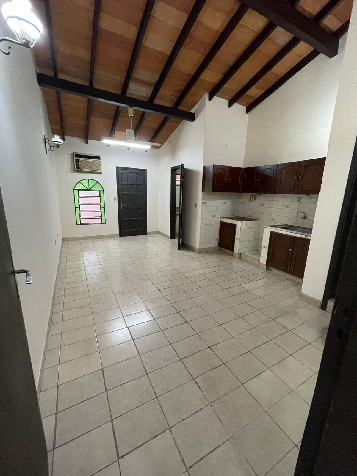 Alquilo departamento de 2 habitaciones en el Centro