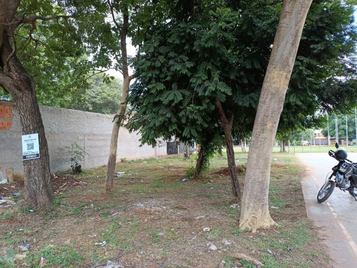 Vendo terreno en barrio residencial de roque alonso a 400 m de la transchaco