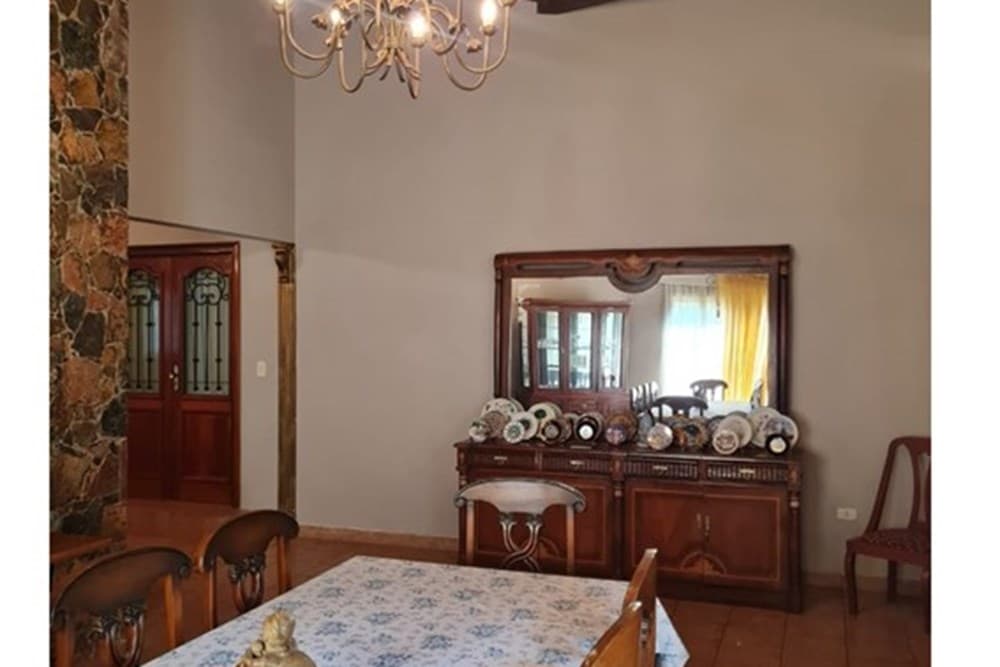 Casa - Alquiler - Caacupé, Paraguay