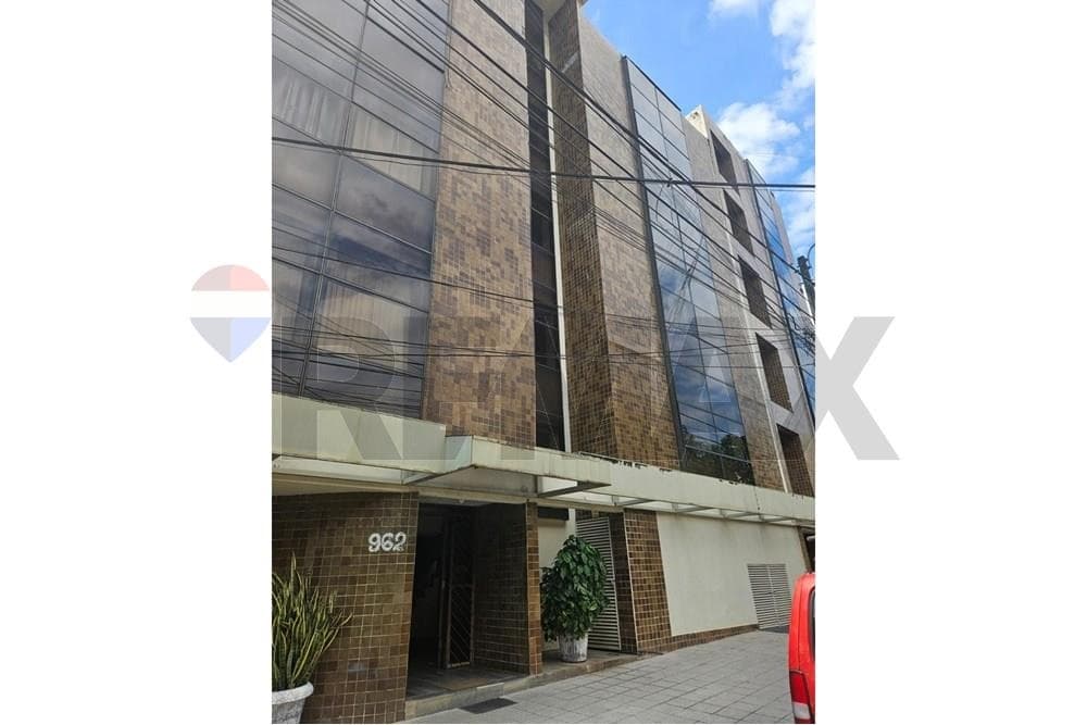 Vendo departamento en edificio peninsula 1