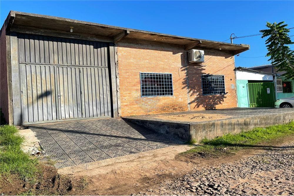 Deposito en San Lorenzo