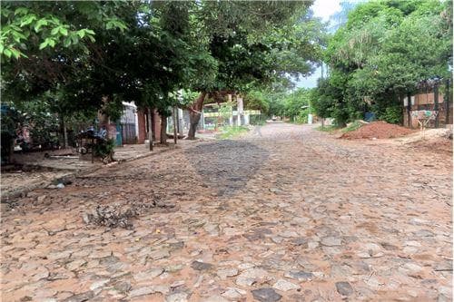 Terreno en venta, central Villa Elisa
