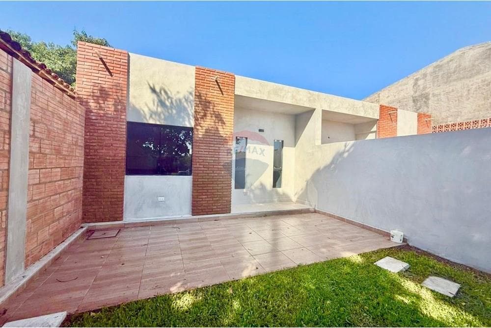 Chalet - Venta - Capiata, Paraguay, invierte en un nuevo hogar!
