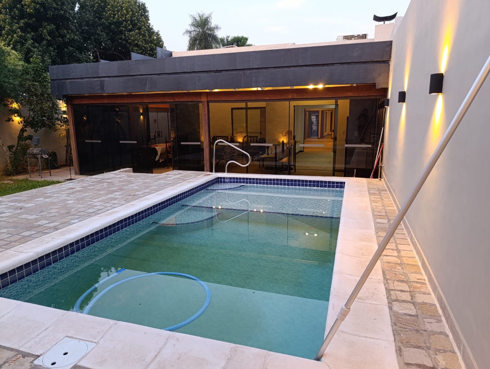 VENDO CASA Barrio Mcal. Estigarribia Asuncion