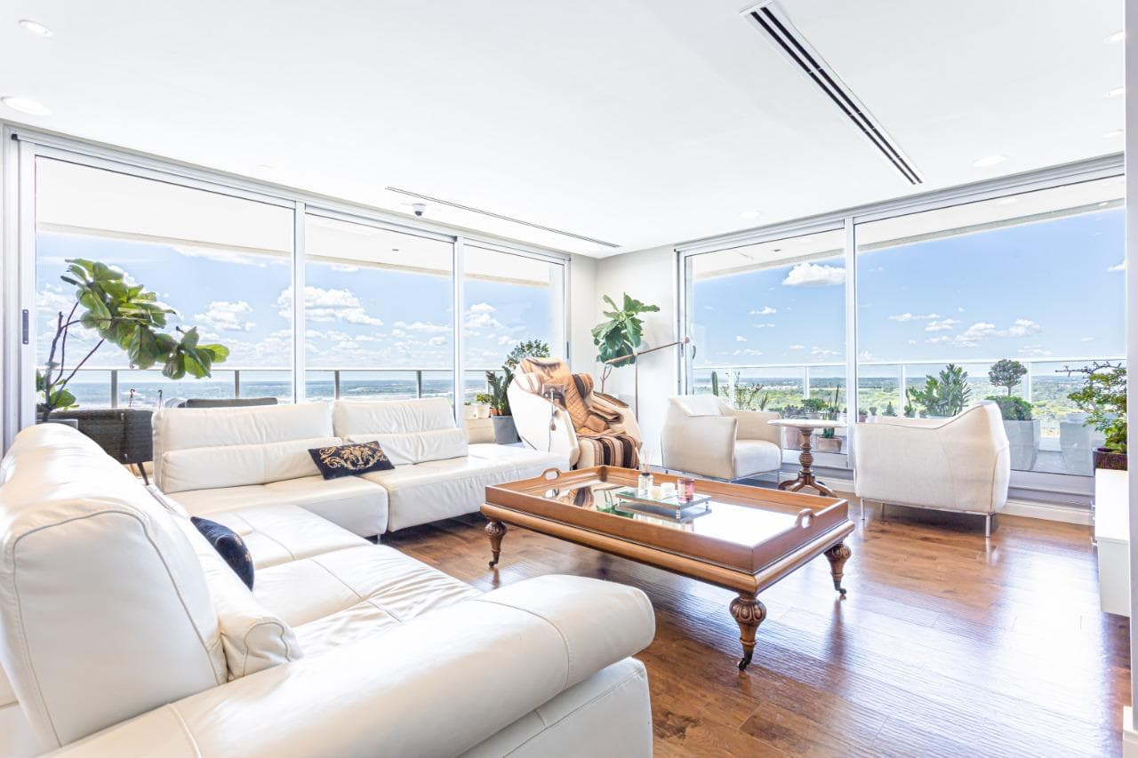 En venta - lujoso semipiso en palacio de los patos