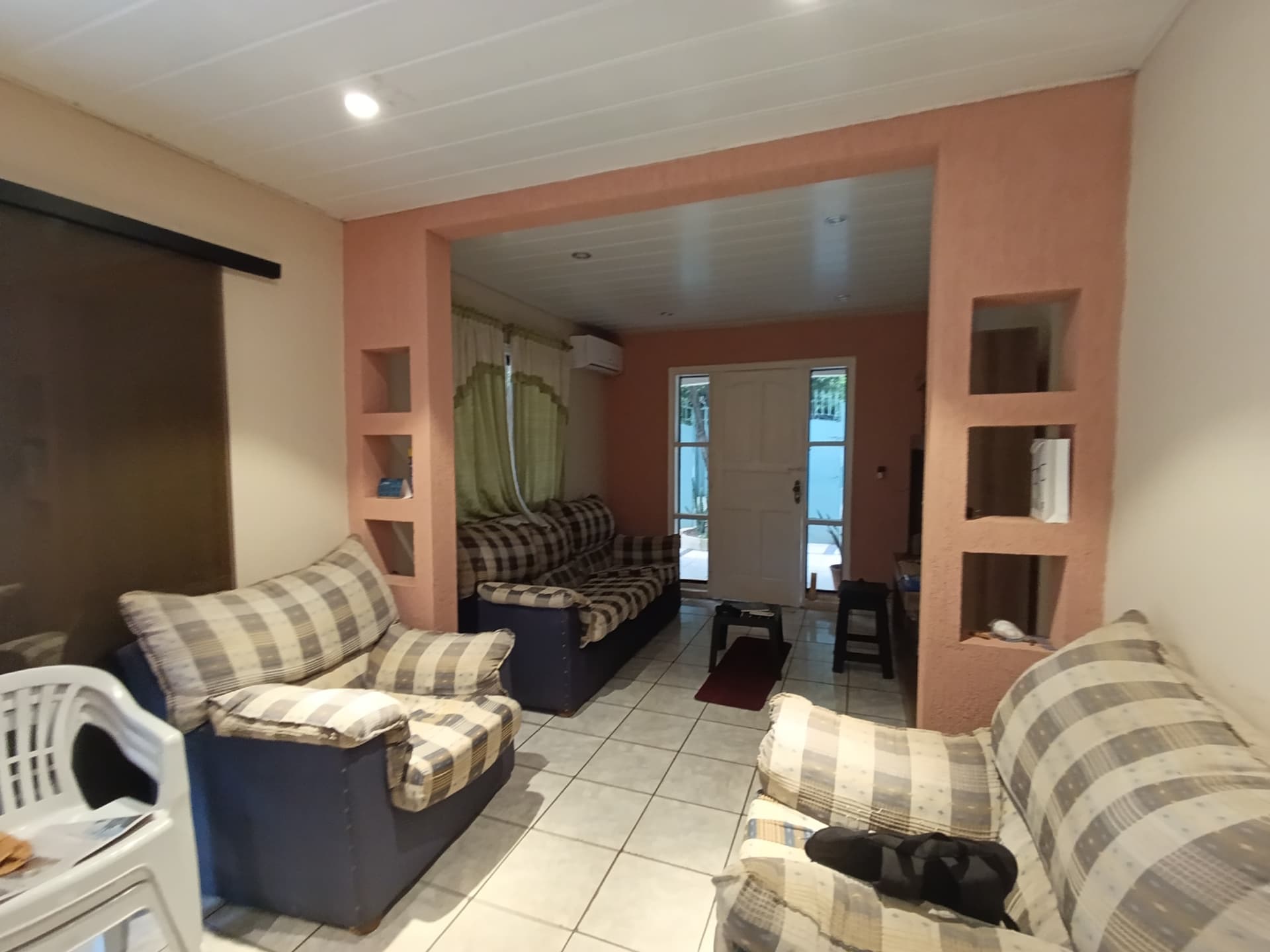 Venta - Casa - Laurelty, Luque