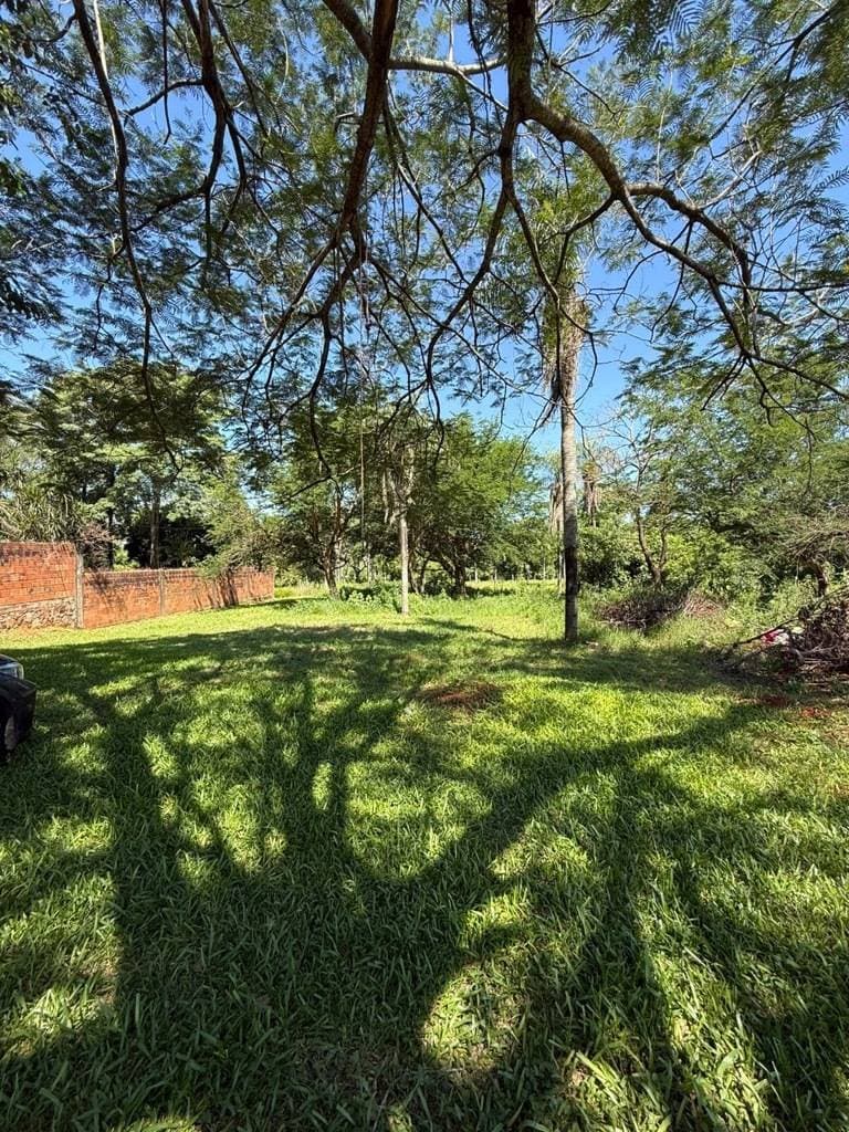 Vendo terreno amplio en Luque