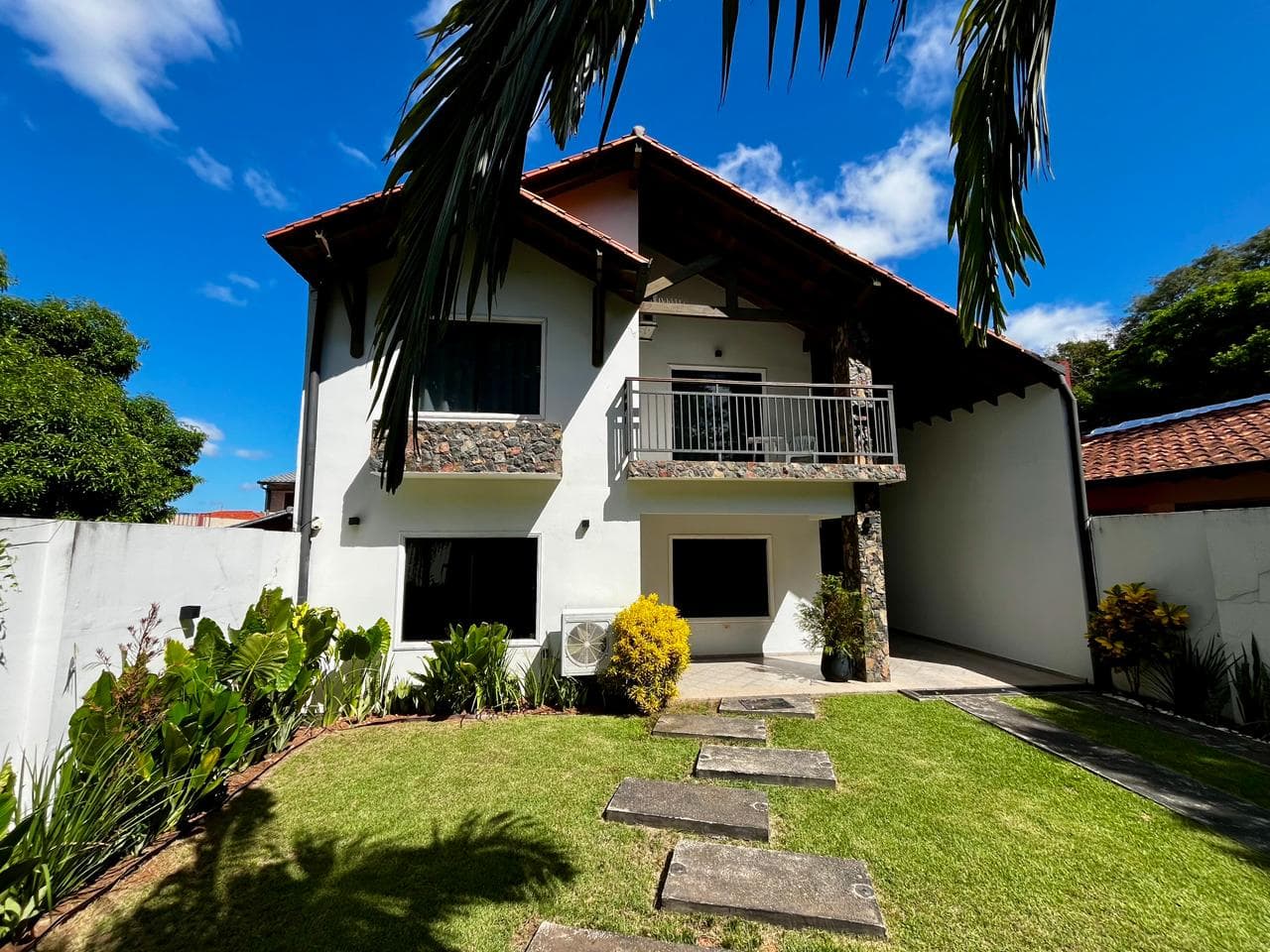 Residencia en venta en lambare