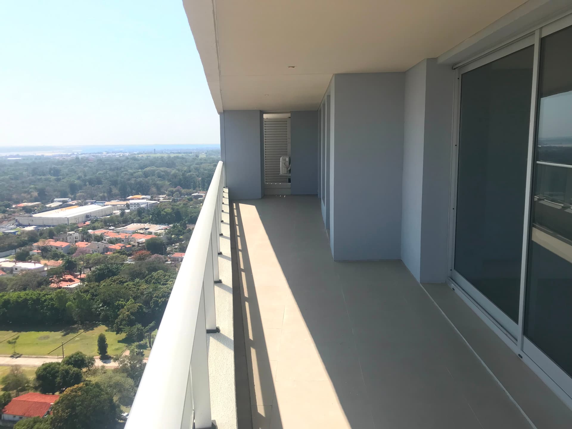 Palacio De Los Patos - Exclusivo Departamento de 1 Dormitorio en Venta - 22 R1 T1