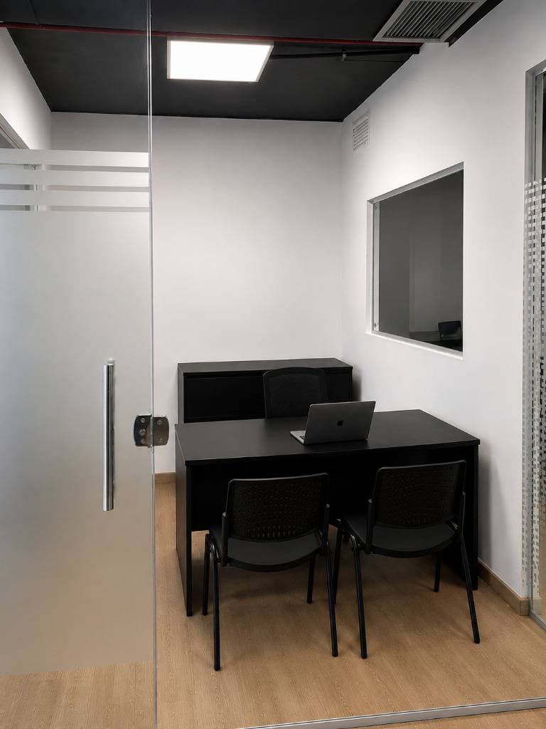 Alquilo oficina corporativa en edificio atrium, Villa Morra - id 50354
