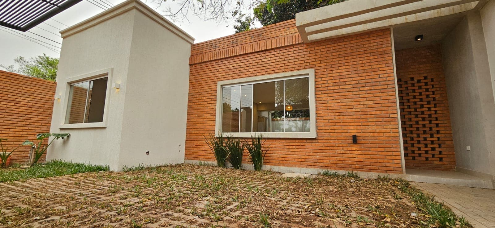 "Tu Primer Hogar Soñado: Ideal para Recien Casados y Familias Pequeñas"