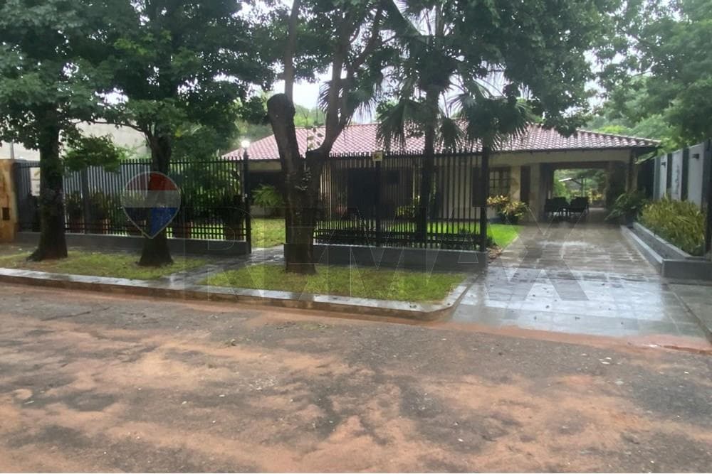 Casa - Alquiler - Luque, Paraguay, Empieza una etapa!