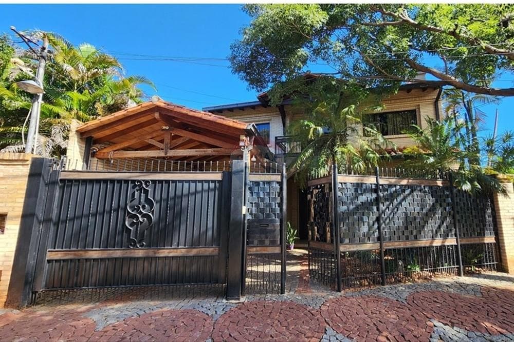 Residencia - Venta - Lambaré, Paraguay