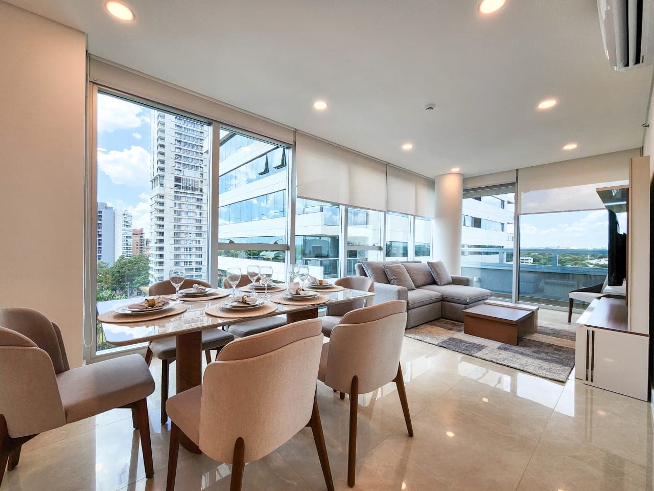 En alquiler- exclusivo departamento amoblado edificio eminent