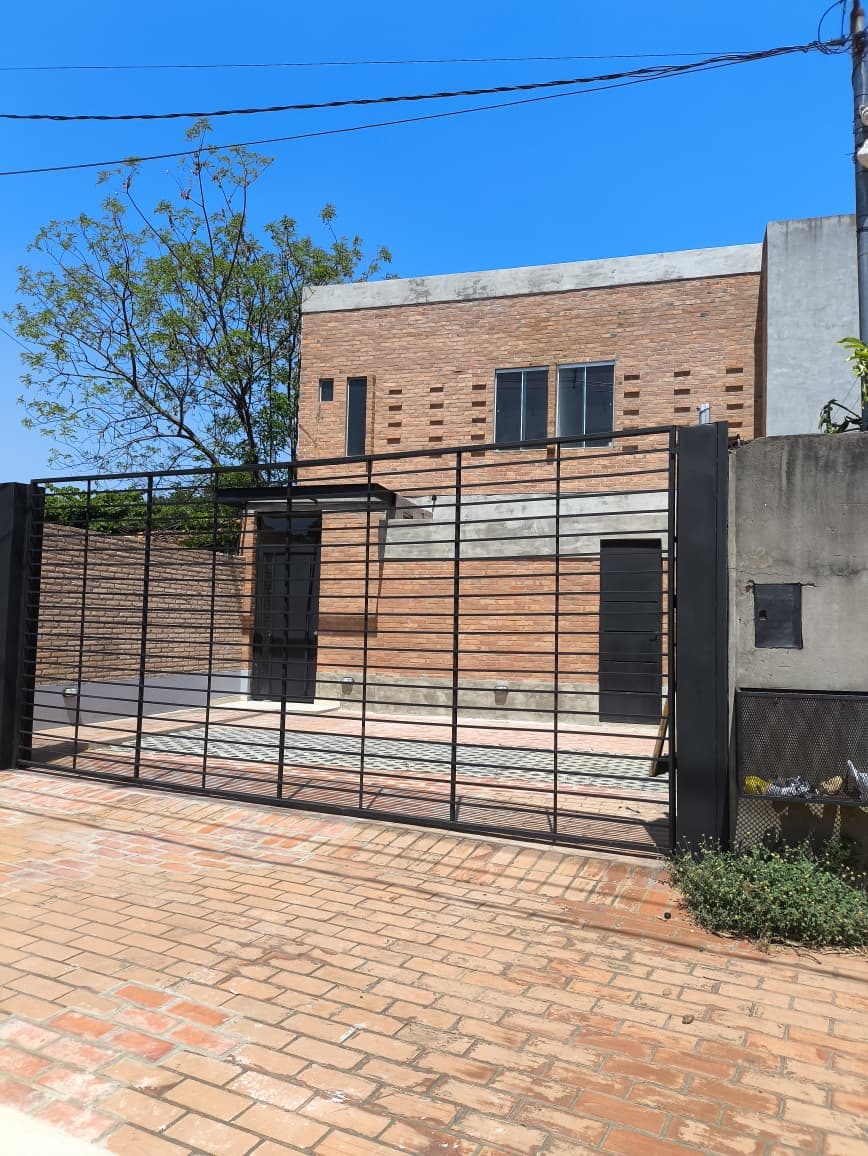 Exclusivo dúplex en venta en barrio villa olimpia, Luque: 3 dormitorios, confort y ubicación privilegiada
