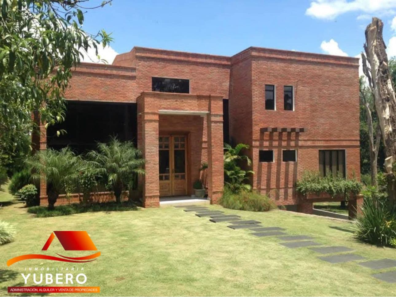 Exclusiva Residencia en Paraná Country Club: Lujo y Confort en un Entorno Privilegiado