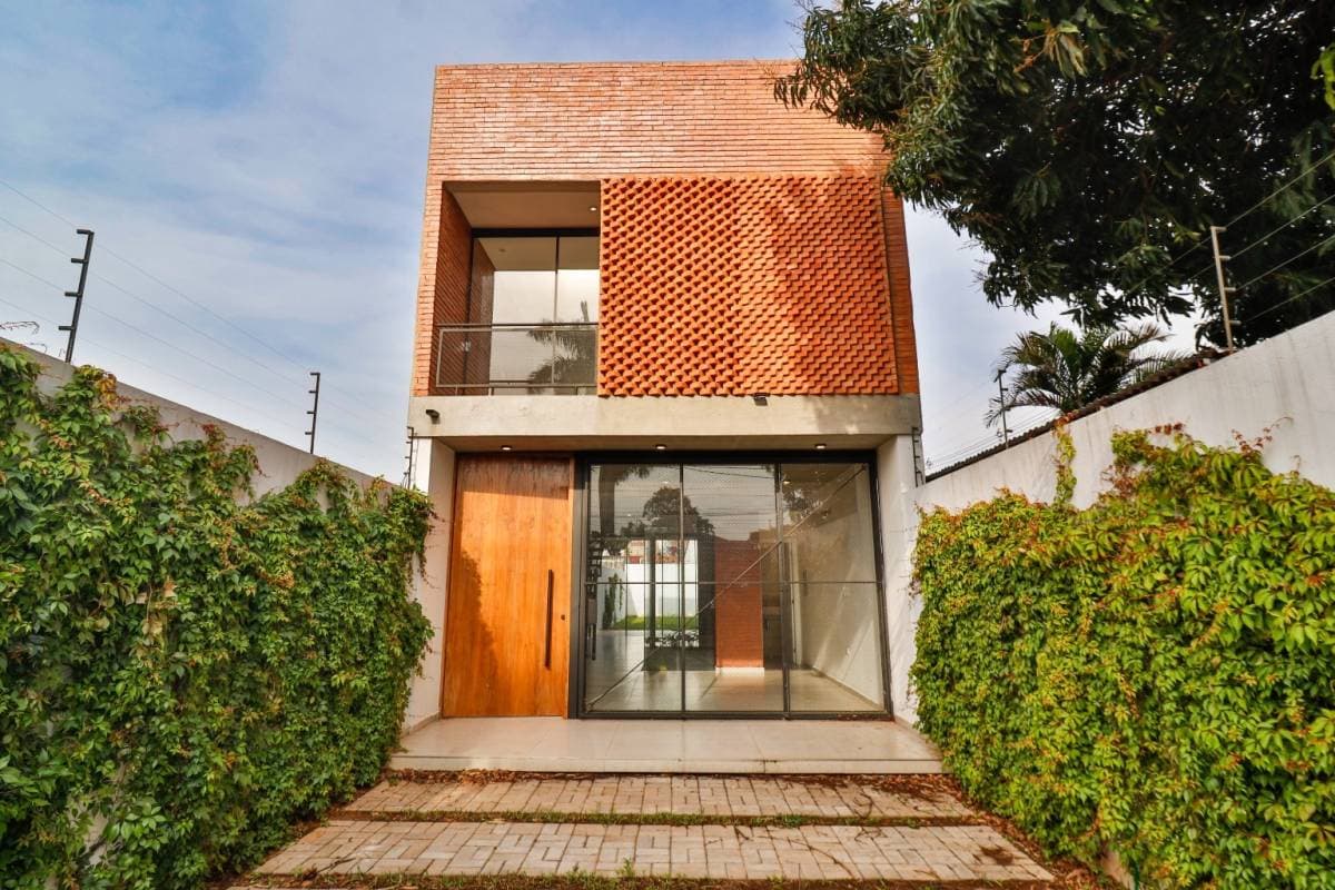 ¡Oportunidad única! Exclusivo dúplex a estrenar en el prestigioso Cuarto Barrio de Luque