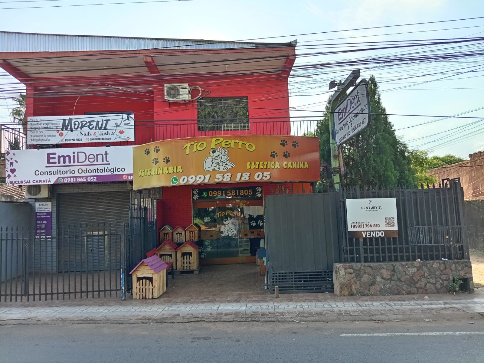 Vendo locales comerciales y departamentos en capiata con renta del 8% anual ¡oportunidad única! Propiedad en venta en Capiatá con locales comerciales y departamentos, generando una renta activa del 8% anual