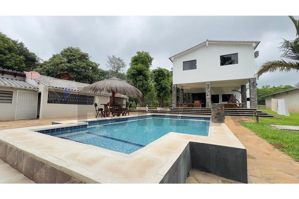 Vendo casa quinta con tinglado en cordillera j.a