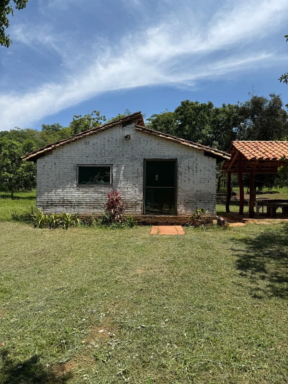 VENDO 49 HECTAREAS EN ARROYOS Y ESTEROS, a solo 4 kilómetros de la ruta principal Arroyos y Esteros-Tobatí, con potencial ilimitado para inversión y desarrollo