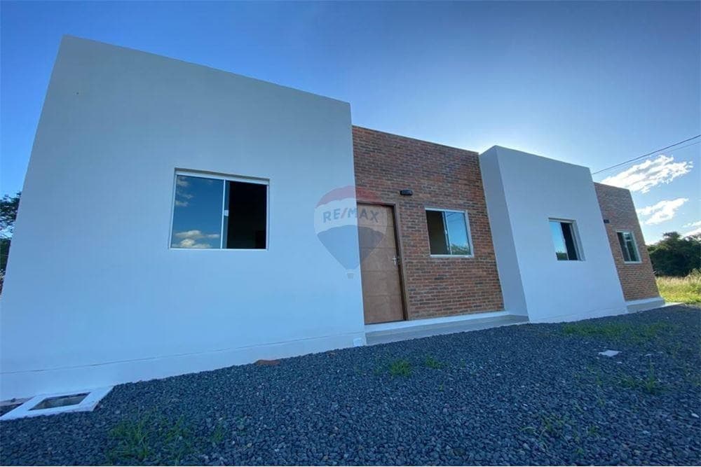 Exclusiva Casa en Venta en Villa Florencia, Limpio - Ubicación Privilegiada en Isla Aveiro