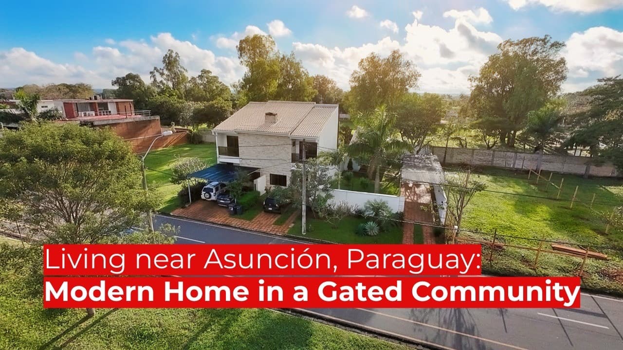 Vivienda moderna cerca de Asunción, ubicada en la urbanización cerrada Arapotí, Mariano Roque Alonso