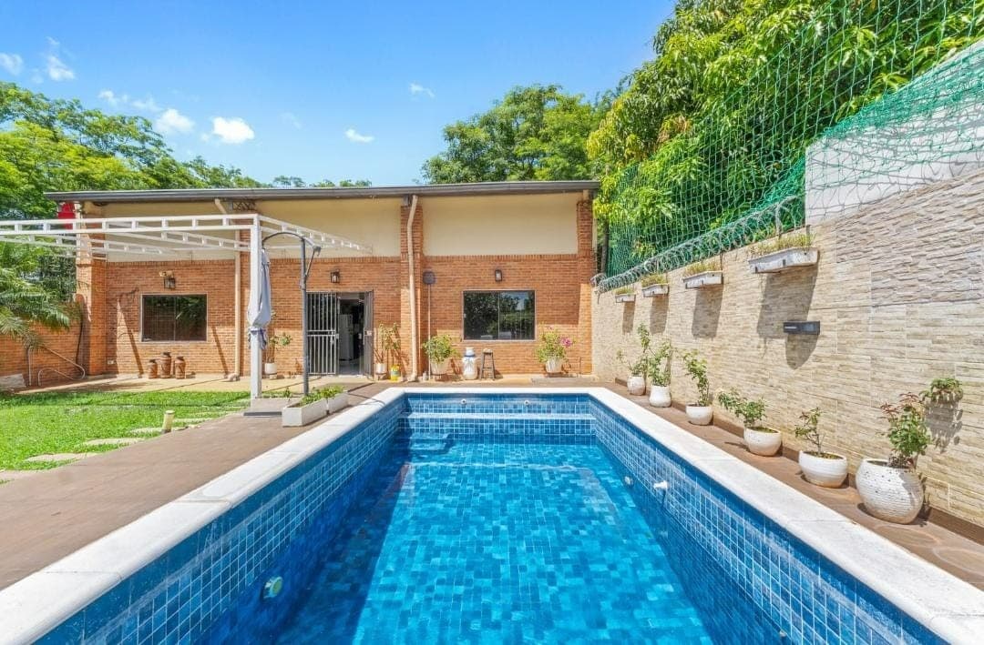 Casa Quinta en Venta – Areguá